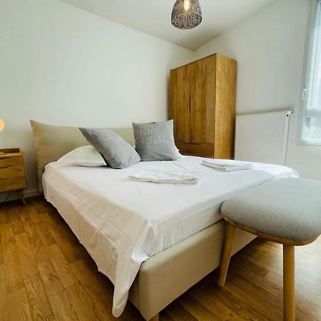 Bright Apartment In A New Building With Garage Тур Екстер'єр фото