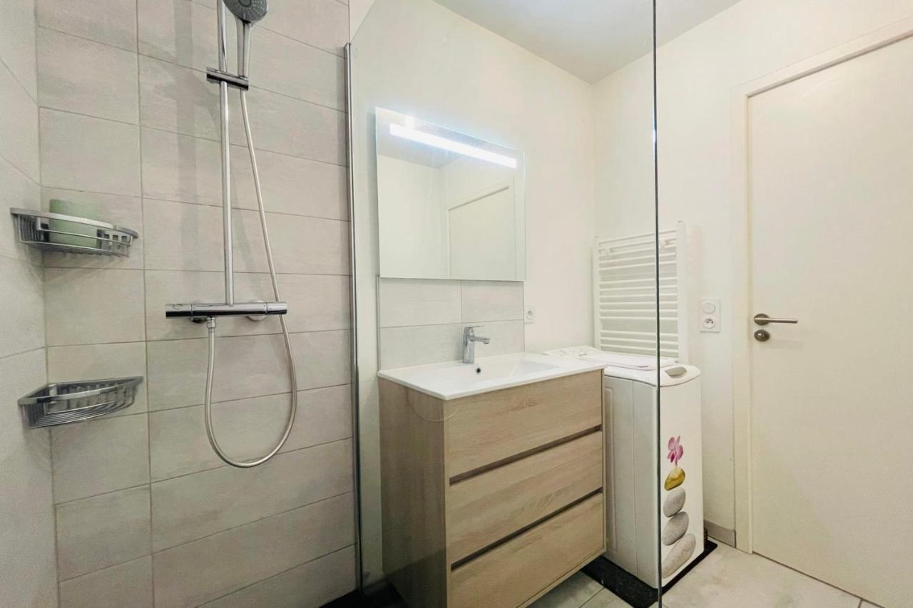 Bright Apartment In A New Building With Garage Тур Екстер'єр фото